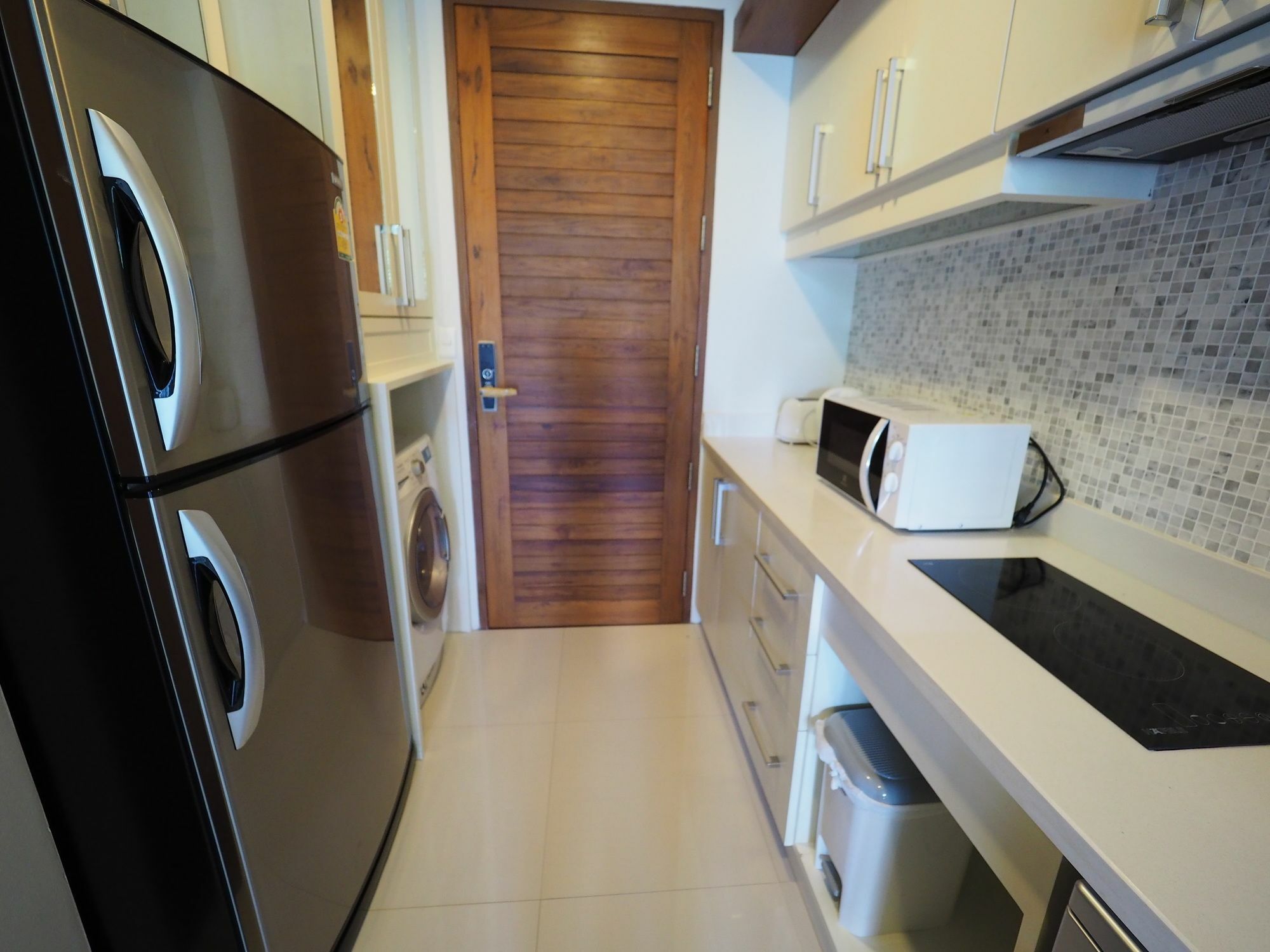 Q Conzept Condominium Karon Екстер'єр фото
